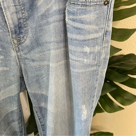✨ Free People Light Wash Relaxed Distressed Straight Leg Denim Jeans Sz W30 - Picture 9 of 10
